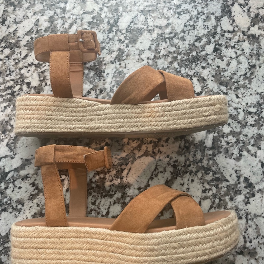Urban outfitters Women's Tan Suede Espadrille Platform Sandals - Picture 1 of 9